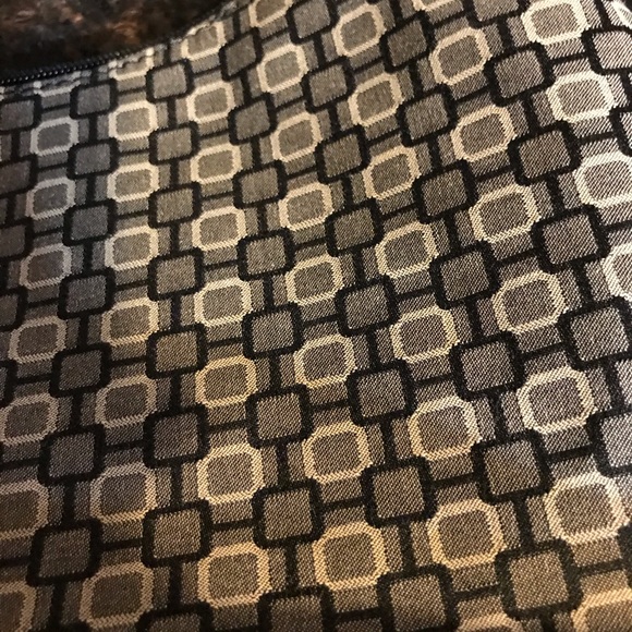 Nine West black,tan,grey print purse - Picture 7 of 8